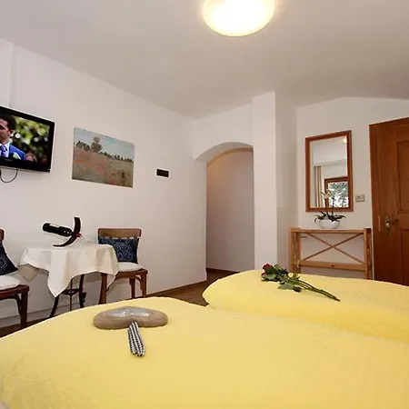 Haus Alice 4* Зеефельд в Тироле